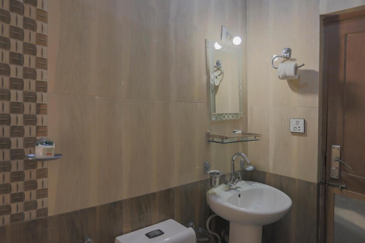 Oyo 789 Hotel Shivam Plaza Katmandu Kültér fotó