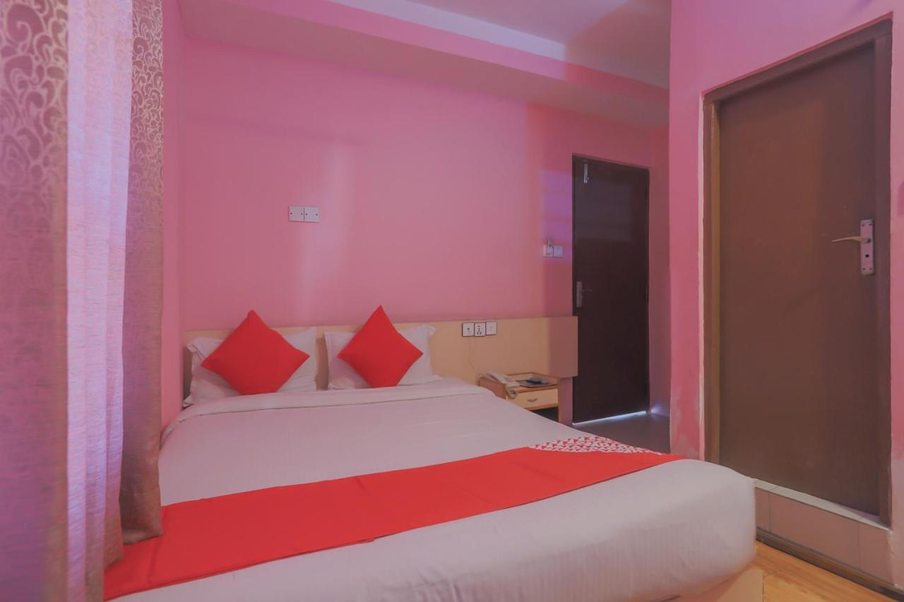 Oyo 789 Hotel Shivam Plaza Katmandu Kültér fotó