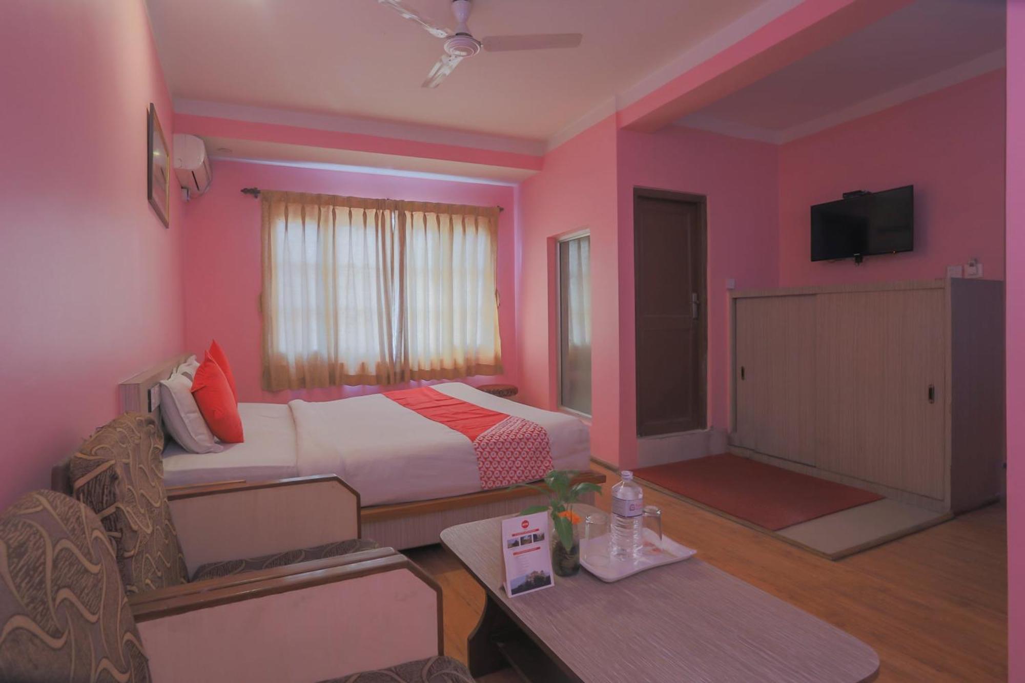 Oyo 789 Hotel Shivam Plaza Katmandu Kültér fotó
